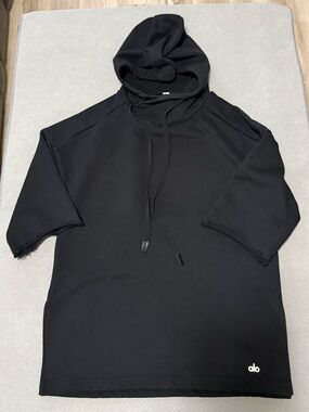 Alo Yoga Black Hooded 3/4 Sleeve Sweatshirt